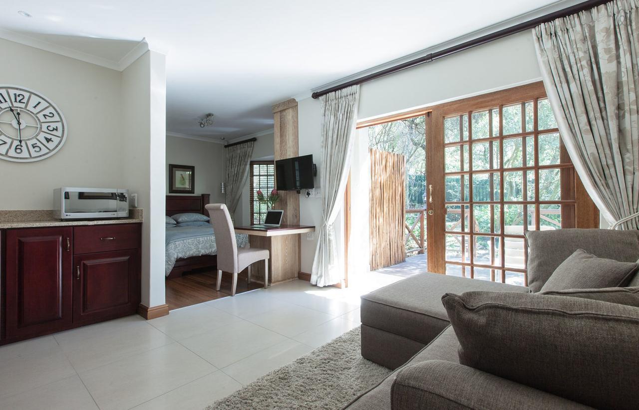 Lydall Wild Tranquil Garden Suites Йоханесбург Екстериор снимка