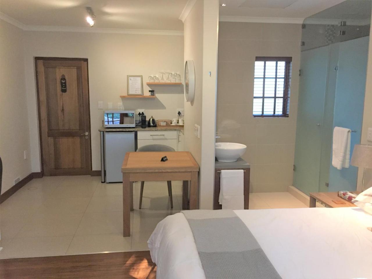 Lydall Wild Tranquil Garden Suites Йоханесбург Екстериор снимка